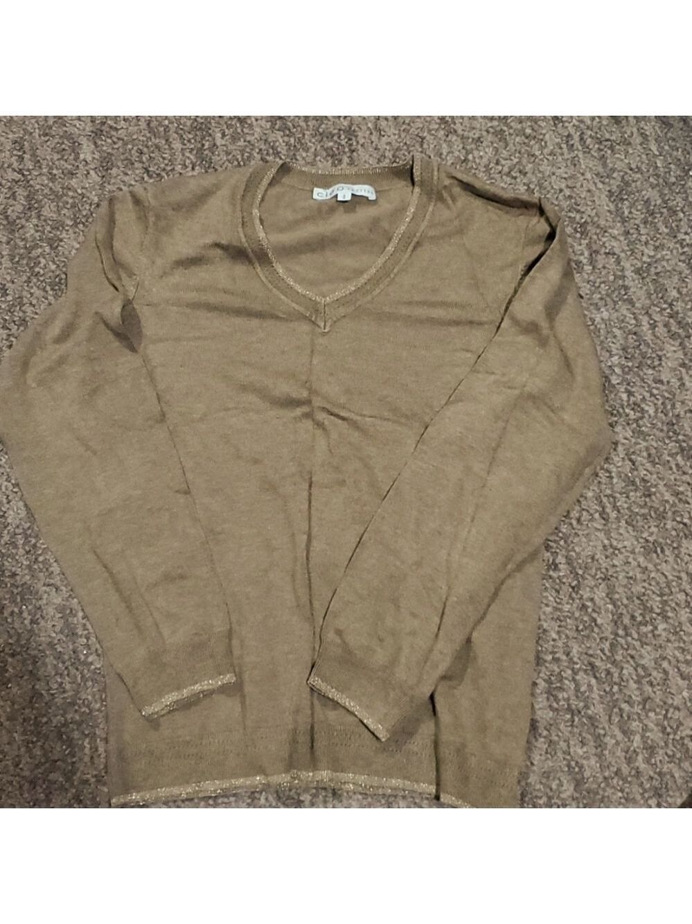 Cleo sweater size medium